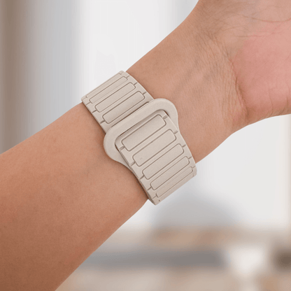 Oyster Magnetic Apple Watch Loop - Starlight