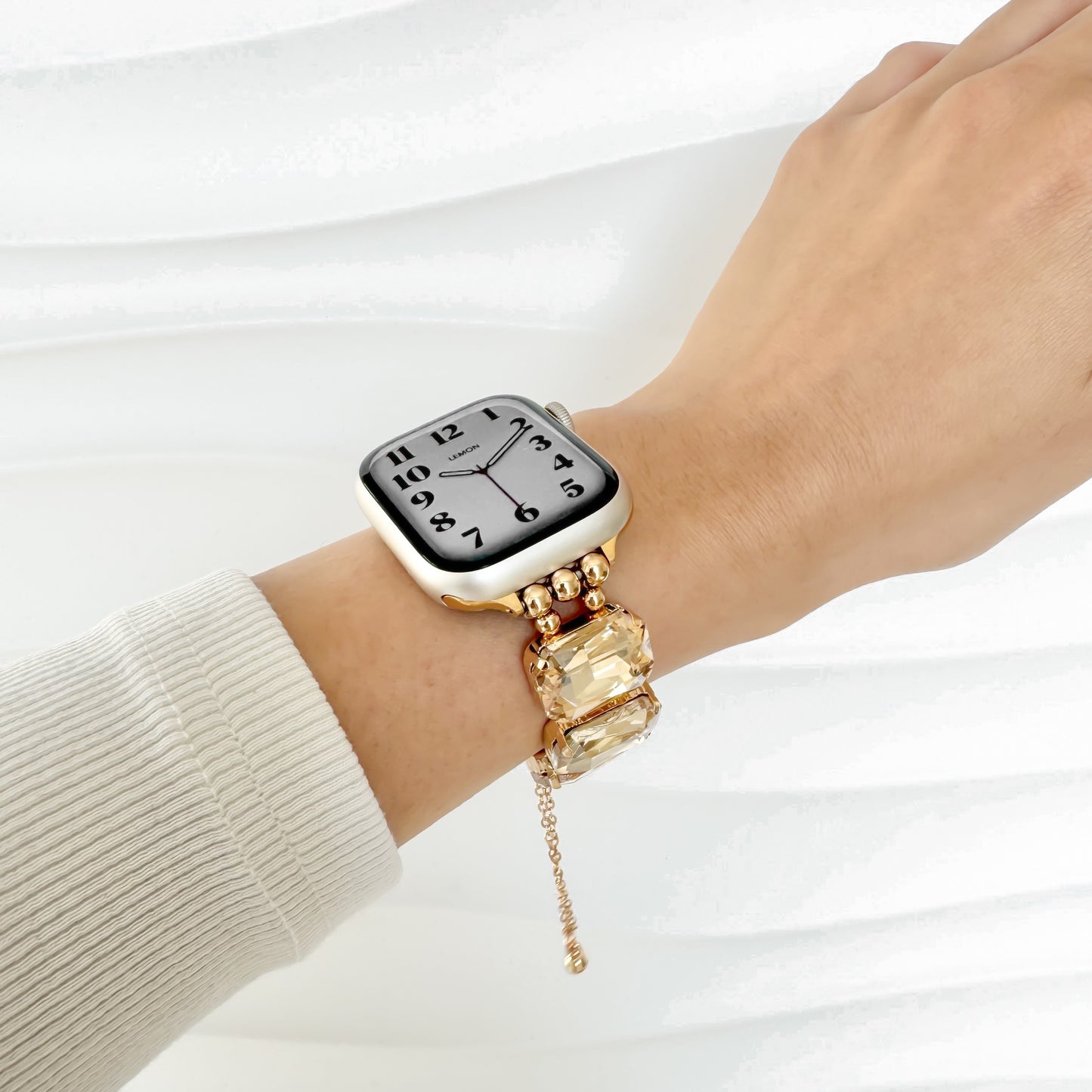 The Modern Apple Watch Bracelet - Gold