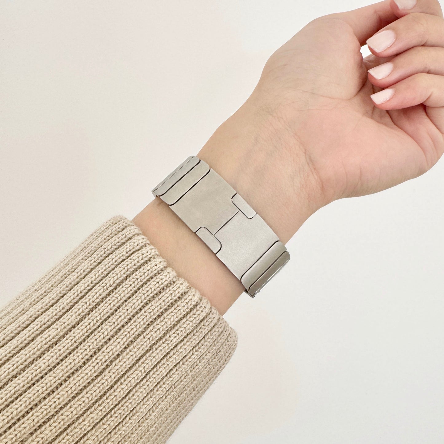 (St-Steel) Link Apple Watch Bracelet - Titanium