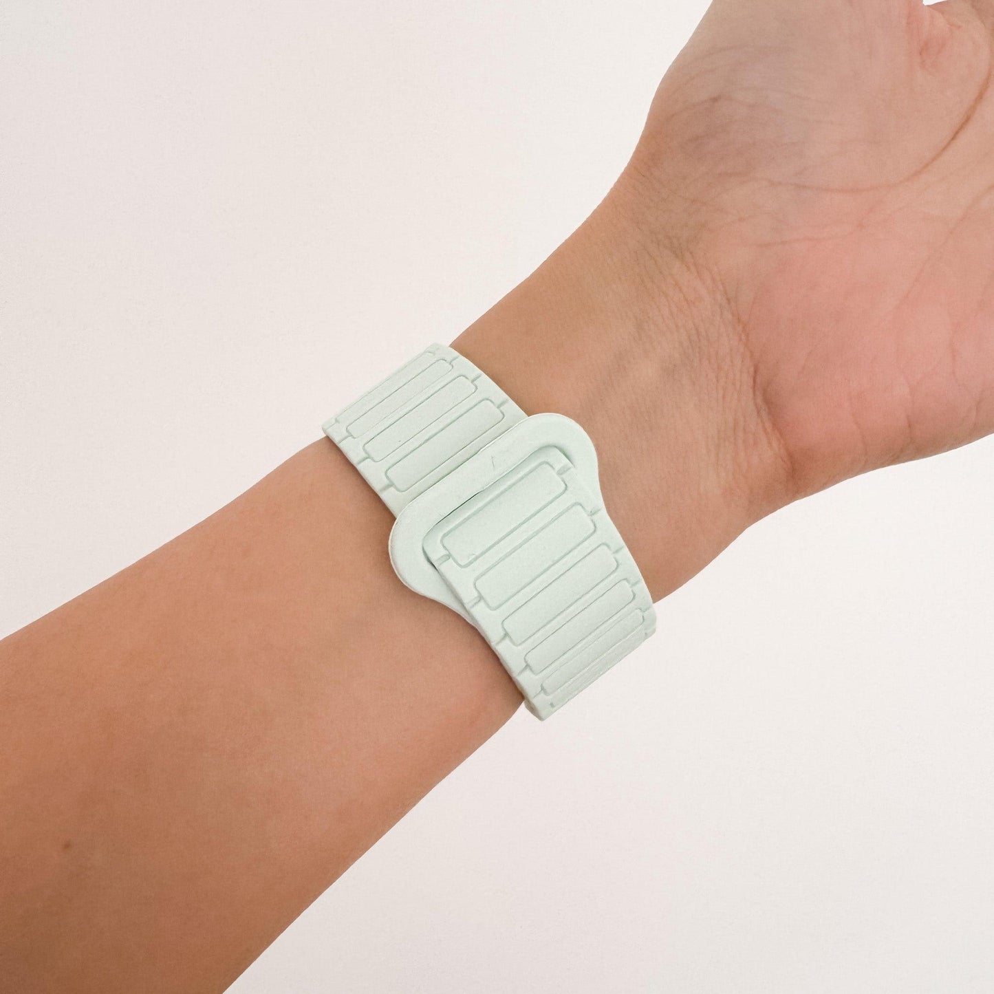 Oyster Magnetic Apple Watch Loop - Mint Green