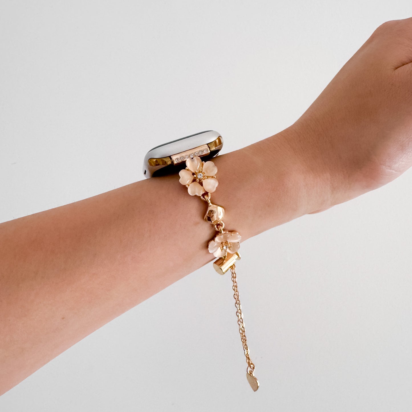 Sakura Chain Apple Watch Bracelet - Gold