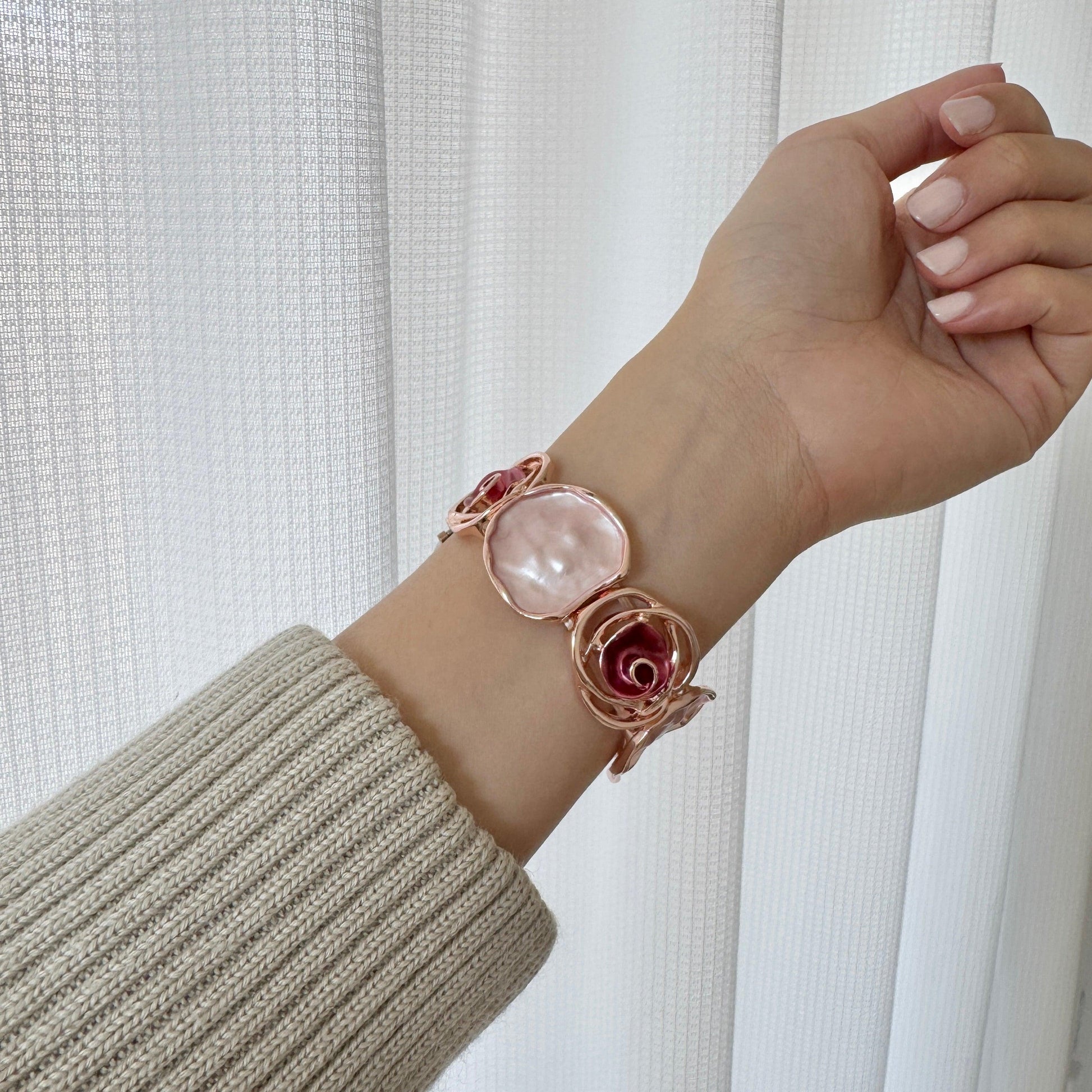 Rosette Apple Watch Bracelet - Pink Red 3