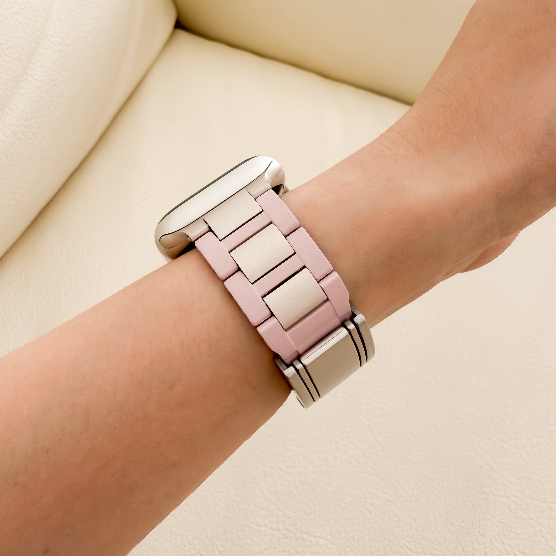 Wrist on Silicone-Steel Magnetic Apple Watch Strap - Pink