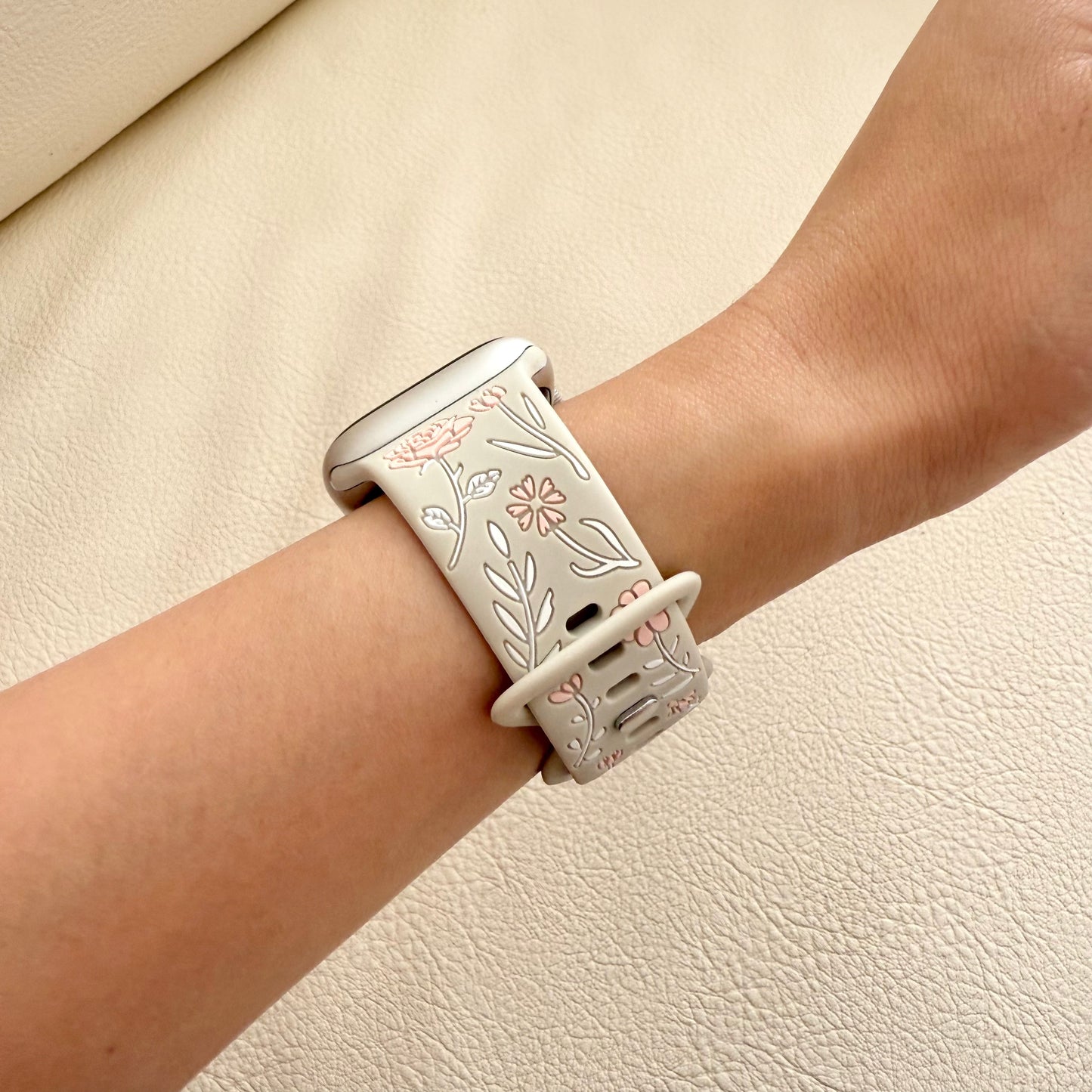 Wildflower Silicone Apple Watch Band - Starlight5