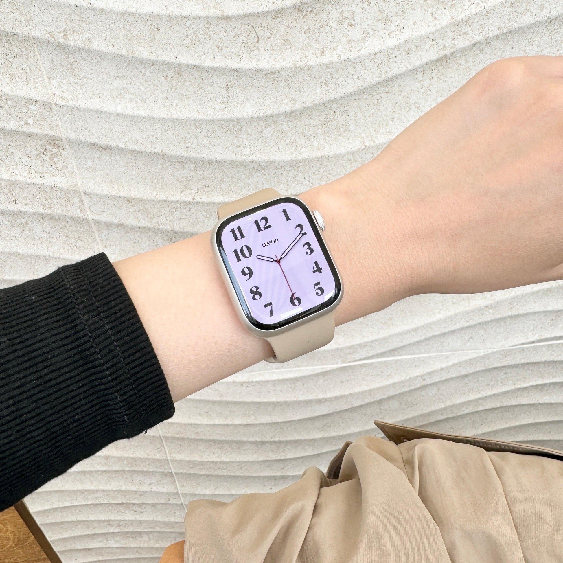 Classic Rubber Knob Apple Watch Band - Milk Tea