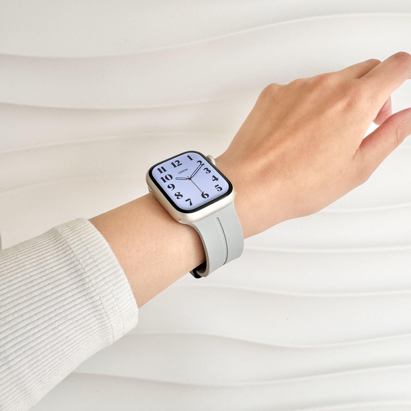 Snap Lock Line Apple Watch Band - Grey